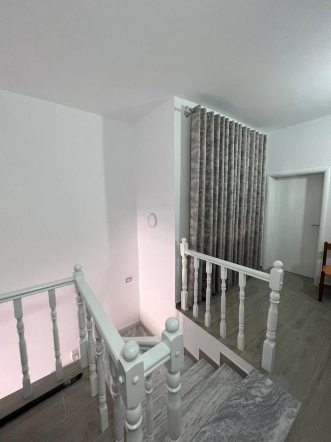 Fiori Rooms Vlorë Exterior foto