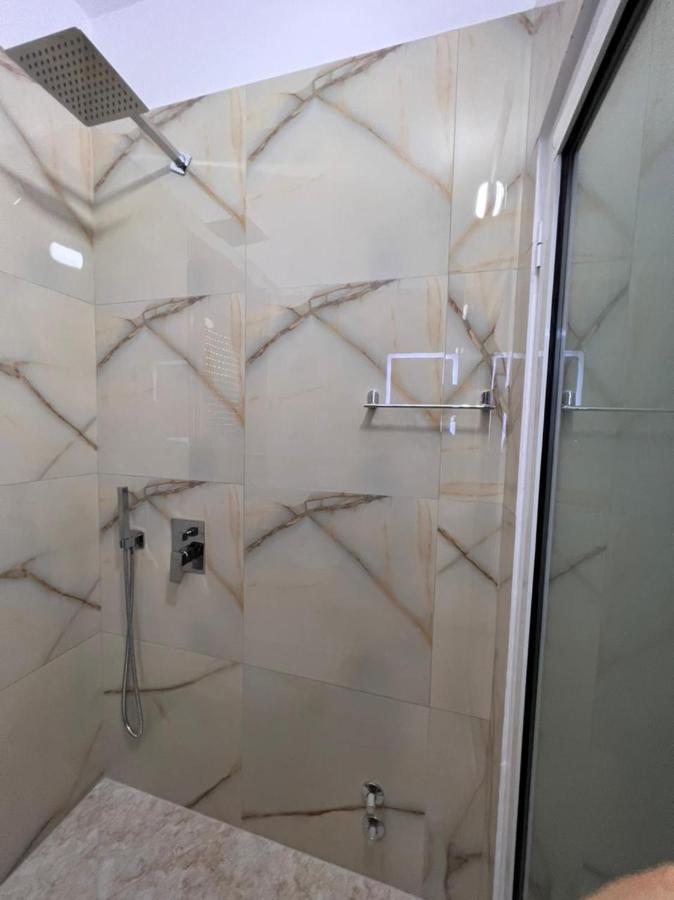 Fiori Rooms Vlorë Exterior foto